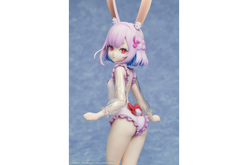 ワンピース水着の清楚さと可憐さが抜群☆ 「人外教室の人間嫌い教師」右左美彗が立体化！こちらを見つめる表情にドギマギ!? 画像