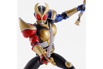 「仮面ライダーアギト」三位一体の戦士“トリニティフォーム”がアクションフィギュア化！新規造形の武器も付属【2月5日まで】 画像