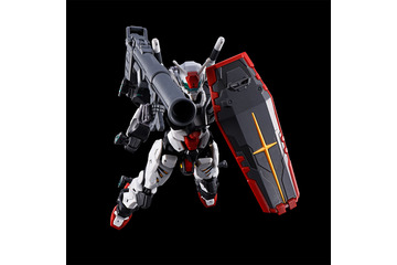 「ガンダム ジークアクス」シャアと戦った01ガンダムのガンプラが再販！ 頭部は新規造形でハイパー・バズーカほか劇中で使用した武装が多数付属 画像