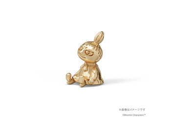 「ムーミン」リトルミイが、約1cmサイズの18金に♪ おだんご頭もワンピースも再現！100点限定で発売