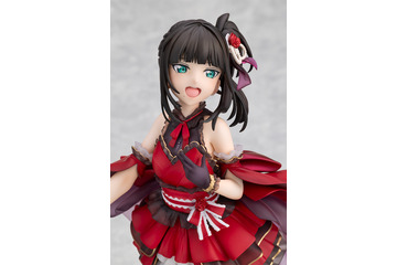 “ブッブーですわ”「ラブライブ！サンシャイン!!」黒澤ダイヤが「LoveLive!Days」5周年記念号の表紙イラストをモチーフに立体化 画像