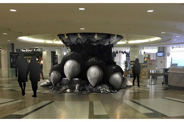 池袋サンシャインシティに巨大なゴジラの足　「シン・ゴジラ」公開を記念した企画 画像