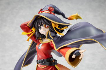 涼宮ハルヒが「このすば」めぐみんの衣装を着用!? いとうのいぢ描き下ろしイラストがフィギュア化 画像
