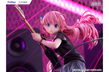 「ぼざろ」後藤ひとりがライブシーンを再現した1/7スケールフィギュアに！真剣な表情やステージ演出までこだわり♪ 画像