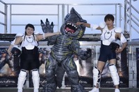 映画「パシフィック・リム」 渡辺直美としずちゃんを地球防衛隊に任命 画像