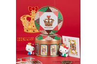 “ハローキティ×王冠”がかわいすぎ♪ レトロなお菓子缶にときめく～！ガラス絵で描いた「ハローキティのトランプ缶」登場 画像