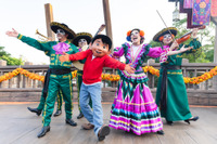 ミゲルも登場！東京ディズニーシー、ディズニー＆ピクサー映画「リメンバー・ミー」の世界がテーマの「ラソス・デ・ラ・ファミリア」初開催 画像