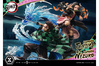 20万円超え！「鬼滅の刃」炭治郎＆禰豆子、兄妹の戦いを立体化！ 血鬼術“爆血”、水の呼吸“生生流転”の龍も表現 画像