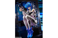 「攻殻機動隊」草薙素子、単行本第1巻の表紙でフィギュア化！立てかけて飾れる特別仕様 画像