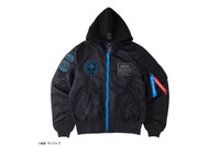 「ガンダム」ハサウェイ・ノア モデルの新作フライトジャケットが登場！アクリルスタンドがもらえるキャンペーンも♪ 画像