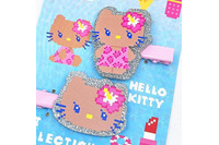 日焼け“キティ”の平成ギャル感がたまらん！インパクト大なマルチクリップやステッカーが登場 画像