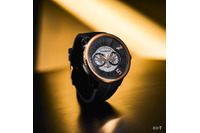 「仮面ライダーアギト」25周年記念腕時計は限定125本！アギトの角「クロスホーン」をモチーフにしたデザインがかっこよすぎる…！ 画像