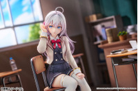 「ロシデレ」アーリャが制服姿で立体化！教室の隣の席で、ボソッと何かを囁いてくれそうなシチュエーションがたまらない♪ 画像
