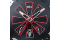 「仮面ライダー」1号の変身ベルト“タイフーン”を文字盤で再現！スイスブランド「Tendence」コラボ腕時計が登場 画像