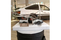 「頭文字D」AE86（ハチロク）が実車と1/18スケールモデルで集結！ イオンモール高崎でポップアップショップ開催【8月11日～】 画像