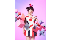 上坂すみれ、最新シングル「恋する図形(cubic futurismo)」インスタグラム連動のスマホMV公開 画像