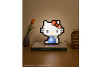 「ハロ～！キティでーす！」キティがあいさつしてくれる！レトロかわいいピクセルライトが登場 画像