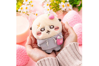 「ちいかわ」ラッコがスウェット姿に!? ハチワレたちは肉まんもぐもぐ♪ 新作マスコット登場 画像