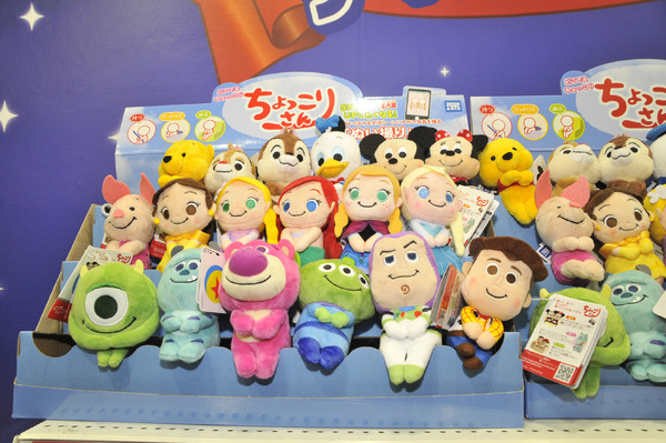 ディズニーのぬいぐるみ50体以上が大集合！ タカラトミーアーツブース