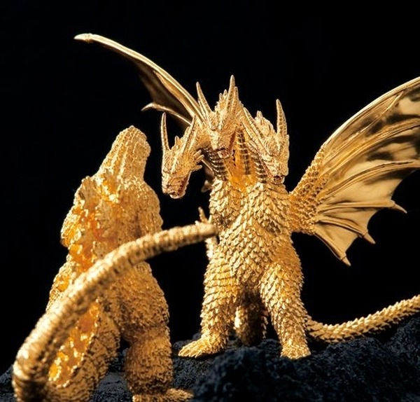 世界で6セット限定、純金製「ゴジラVSキングギドラ」ジオラマは