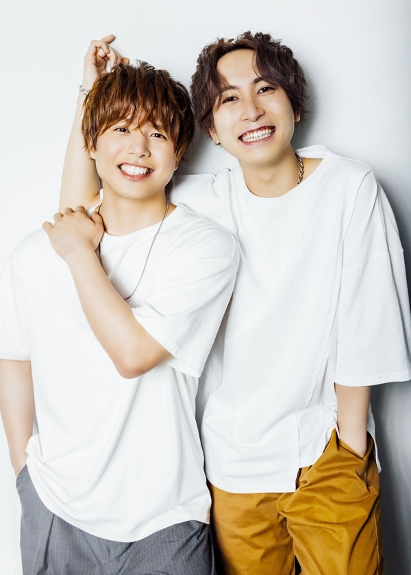 仲村宗悟＆中島ヨシキ「TVガイドVOICE STARS」表紙＆巻頭特集に登場
