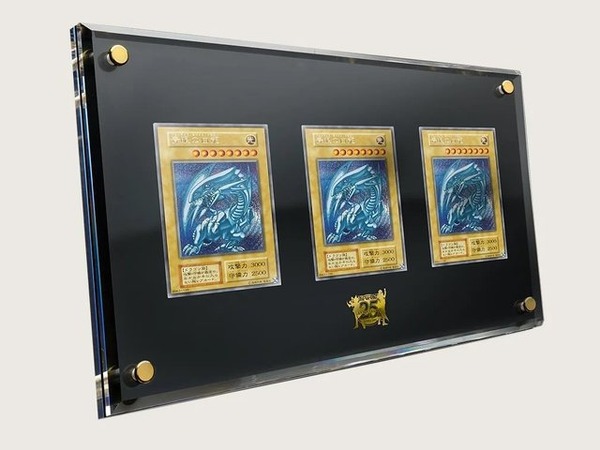 遊戯王」25周年記念“アルティメット海馬セット”発売―アタッシュケース 