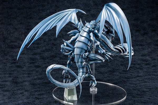 遊戯王　ダンジョンダイスモンスターズ　青眼の究極竜　フィギュア　カード　ダイス 遊戯王」わはははは！どうだぁ！見よ、遊戯！ “青眼の究極竜”が約35