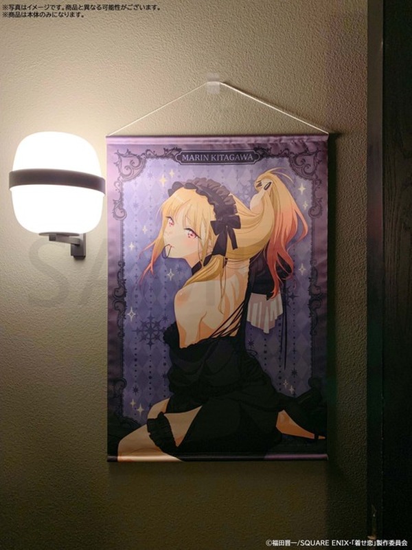 着せ恋」喜多川海夢の描き下ろしグッズがずらり！ “くじ引き堂”に等身