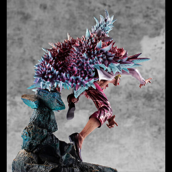 ワンピースフィギュア ドフラミンゴ THE GRANDLINE MEN 超激レア》ONE