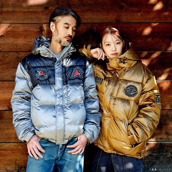 Zガンダム」「逆襲のシャア」「閃光のハサウェイ」のダウンジャケット