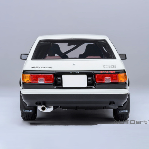 トレノ 1/18スケールミニカー 頭文字D」トレノ（AE86）を再現…完成度の高ッ！ 1/18サイズのミニカー