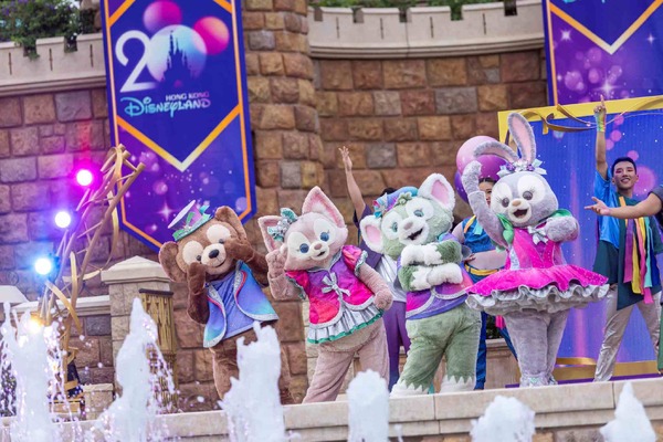 ダッフィーの新作グッズは“セーラー風”☆ 春の限定スイーツも♪【香港