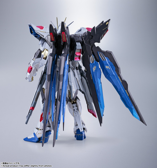 L BUILD ストライクフリーダムガンダム2015 どんなに苦しくても、変わらない世界は嫌なんだ！」ストライク