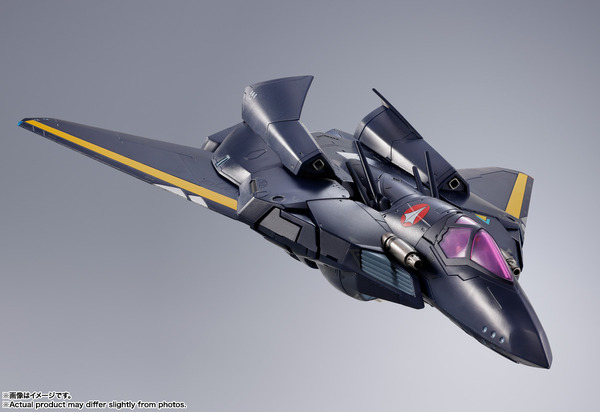 マクロス7」VF-17S ナイトメアステルスバルキリー（ガムリン木崎機）が