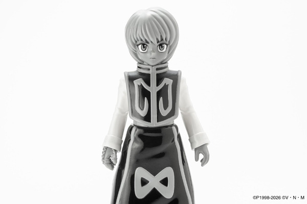 クラピカがモノクロのソフビで登場!? 「HUNTER×HUNTER」よりソフビ