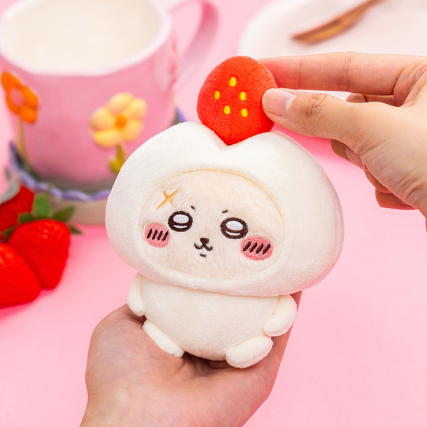 ちいかわ＆ハチワレが血みどろナースに!?「ちいかわ」ハロウィン仮装