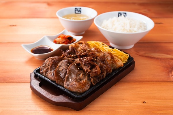 呪術廻戦」×牛角焼肉食堂！「呪術高専1年ズ」の描き下ろしピック