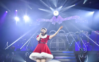 東山奈央、Xmasイブにファンクラブ会員限定ライブ開催！ 新曲も披露した公演レポート 画像