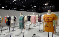 マイメロかぶったキティTシャツ登場　NIGOのユニクロ初コレクション公開 画像