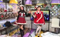 小松未可子＆上坂すみれ、キュートなサンタ姿披露♪ 「声優と夜あそび 」でクリスマストーク 画像