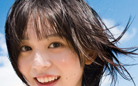 「バンドリ！」今井リサ役の声優・中島由貴、写真集発売！ 沖縄の空と海…水着姿が爽やか♪ 表紙公開 画像