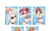 「五等分の花嫁∽」五つ子が水着姿で描き下ろし♪ 「コミケ104」グッズが受注販売スタート 画像