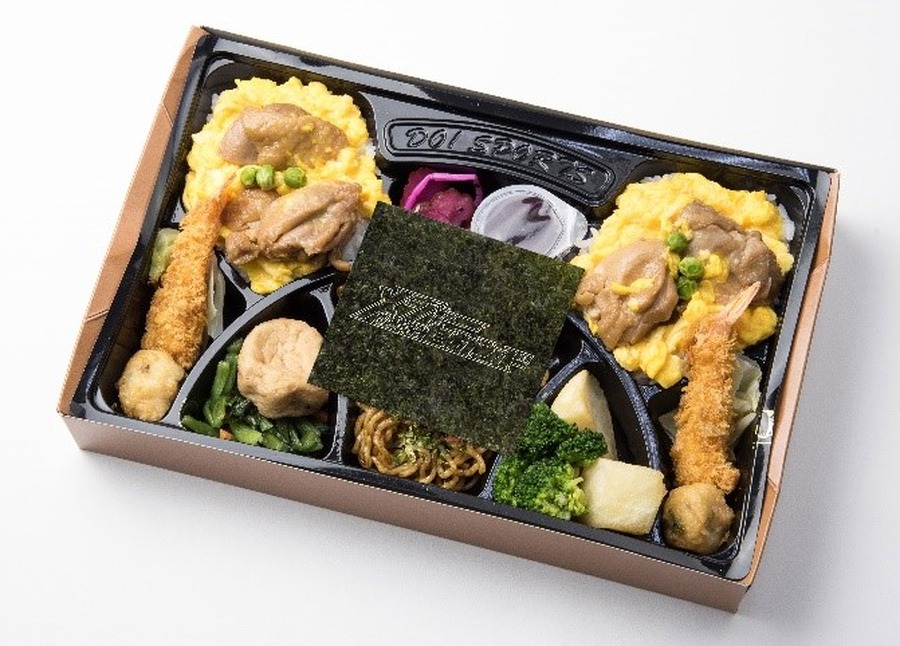 『MAJOR 2nd』コラボ「親子丼弁当」 1,100円（税込）(C)満田拓也・小学館／NHK・NEP・ShoPro