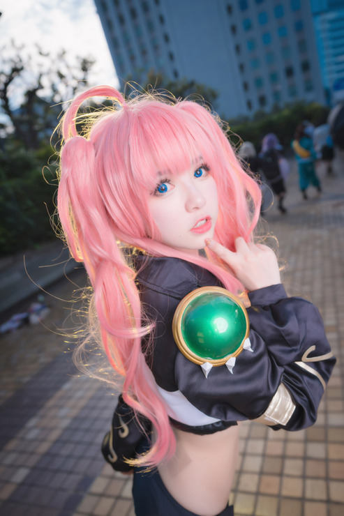 【コスプレ】「TikTok」総フォロワー数170万超え！ 中国人気レイヤー・622と鏡ちゃん【写真19枚】