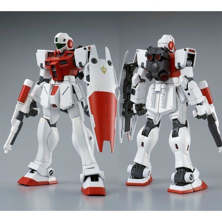 「MG 1/100 ジム・コマンド（宇宙戦仕様）」3,780円（税込）（C）創通・サンライズ