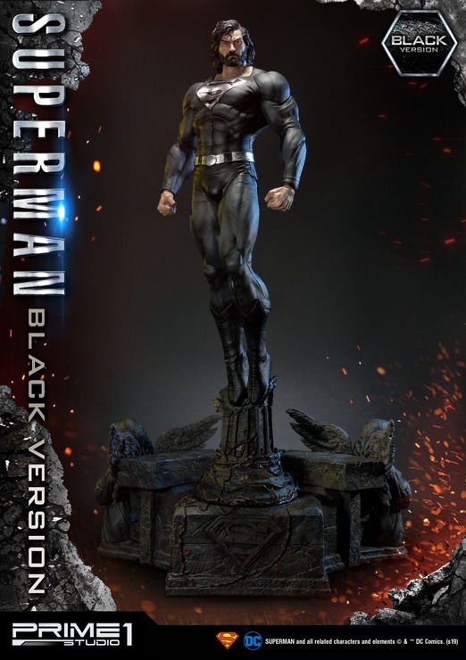 「ミュージアムマスターライン スーパーマン（コミック） スーパーマン　ブラックVer 」110,900円（税別）SUPERMAN and all related characters and elements （C） & TM DC Comics. （s19）