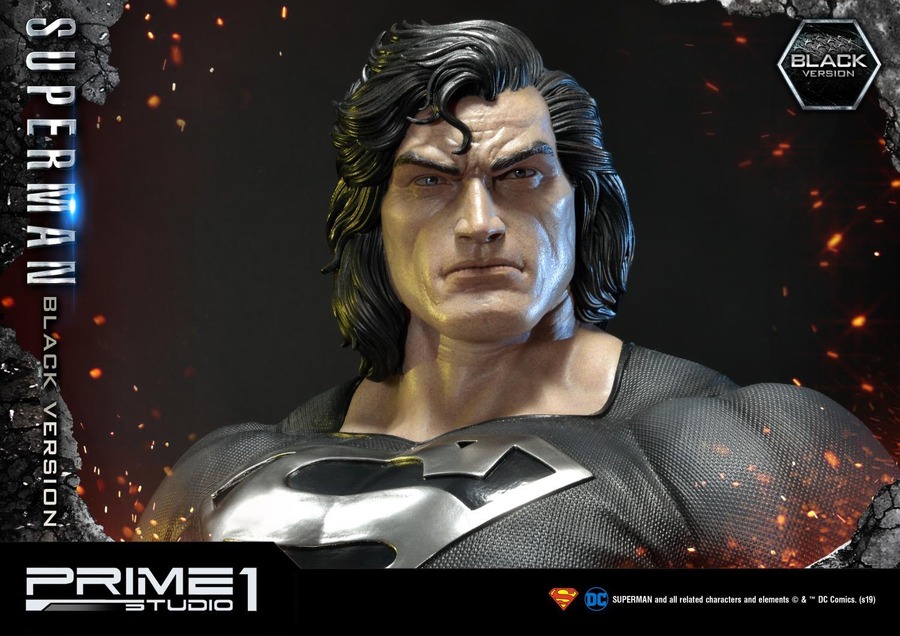 「ミュージアムマスターライン スーパーマン（コミック） スーパーマン　ブラックVer 」110,900円（税別）SUPERMAN and all related characters and elements （C） & TM DC Comics. （s19）