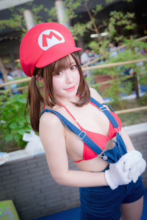 【コスプレ】「コスサミ2019」美女レイヤーが夏衣装で魅惑！ マリオ、レムら人気キャラ勢揃い【写真147枚】