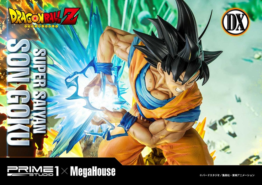 「メガプレミアムマスターライン ドラゴンボールZ 孫悟空（超サイヤ人）」通常版127,000円（税別）DX版155,000円（税別）（C）バードスタジオ／集英社・東映アニメーション（C）バードスタジオ／集英社・東映アニメーション