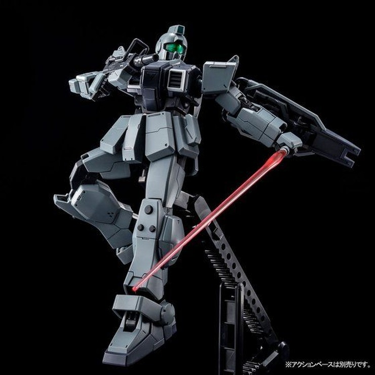 「HG 1/144 陸戦型ジム（スレイヴ・レイス隊仕様）（パラシュート・パック仕様）」2,420円（税込）（C）創通・サンライズ